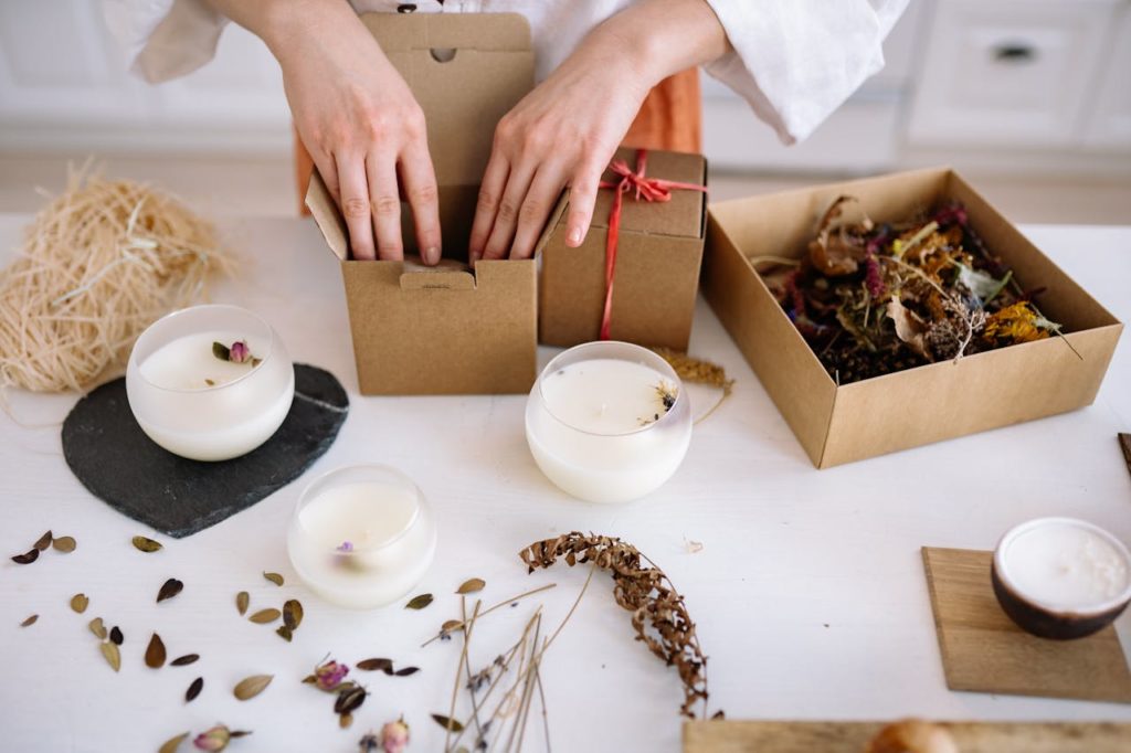 How Innovative Packaging Influences Shoppers’ Unboxing Experience - 2024 06 pexels yankrukov 7233944