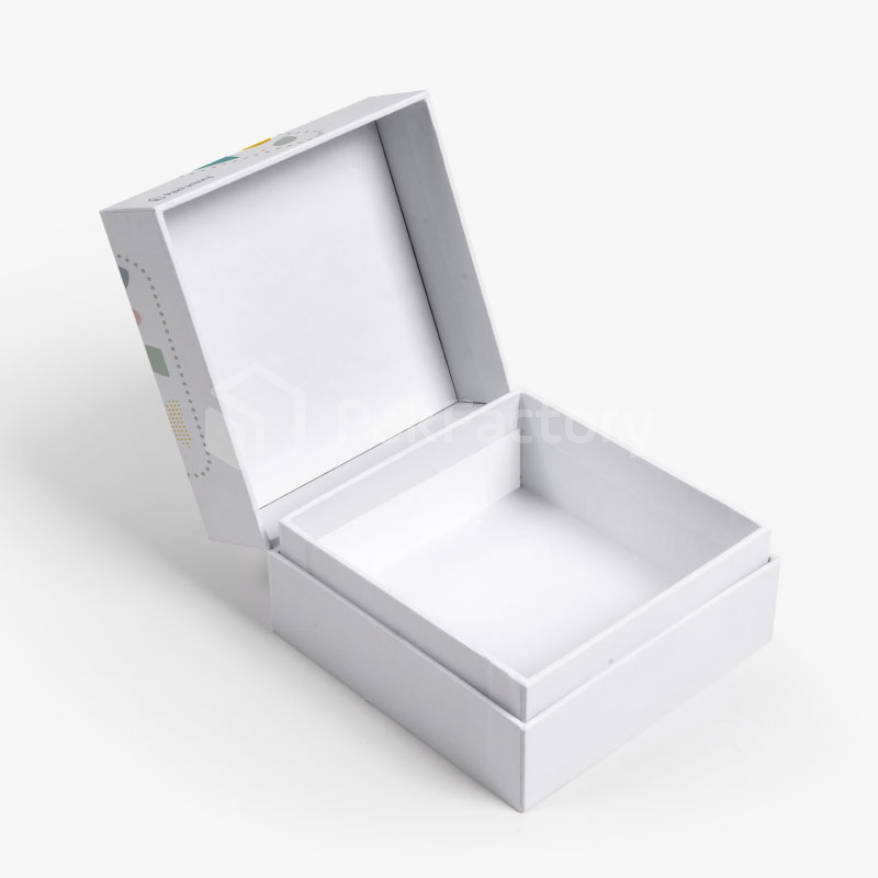 Hinged / Flip Lid